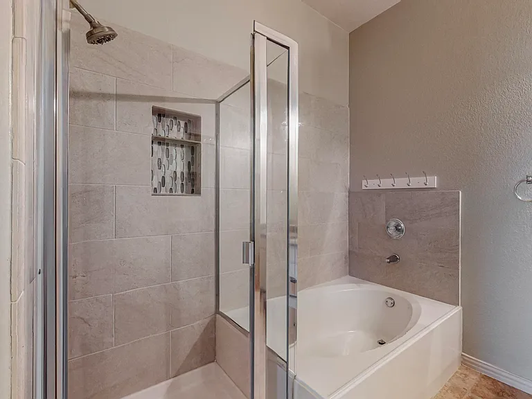 11501 Lauren Way — Photo 15