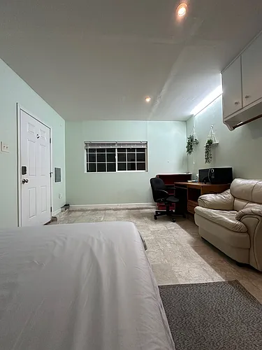 723 Coastland Dr #2 Photo 1