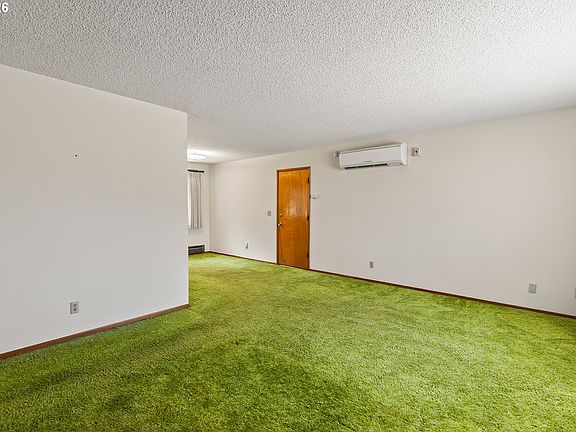 3rd image of 6003 Kansas St
