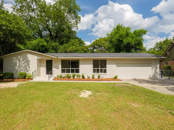 813 S Gordon Ave, Adel, GA 31620