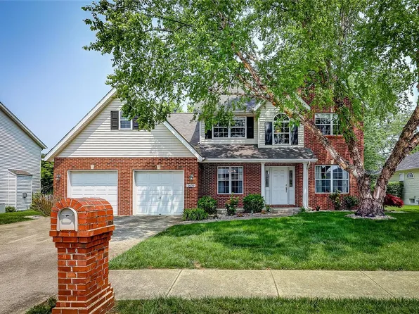 2639 Meridian Lake Dr, Shiloh, IL 62221