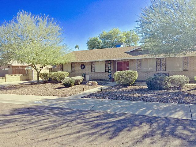 1st image of 3015 E Sierra St