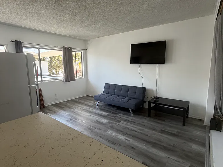 10944 Strathmore Dr #44 — Photo 14