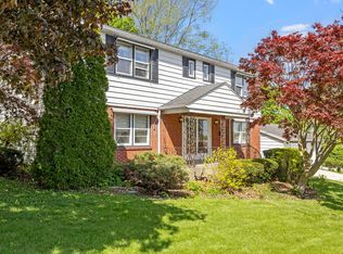 428 Julia St, Lemont, IL 60439