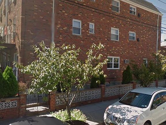3rd image of 8444 60th Ave #3