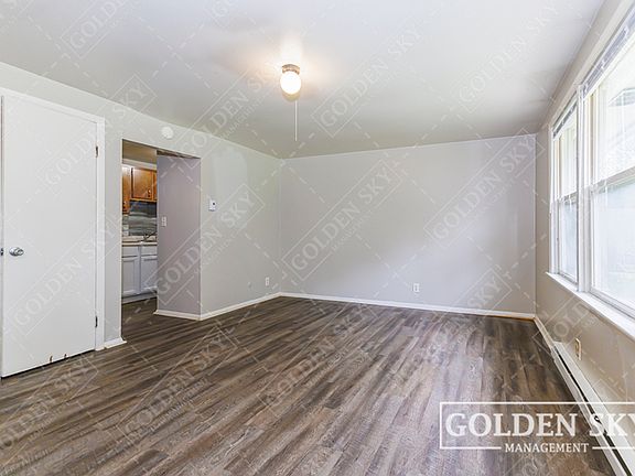 3rd image of 709 S Hutchinson Ave APT 7