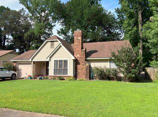 5870 Port Haven Dr, Millington, TN 38053