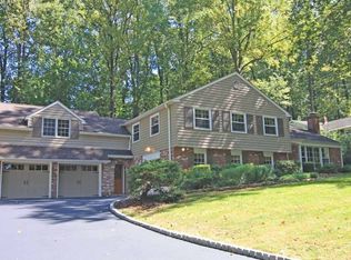 766 Hickory Ln, Berwyn, PA 19312