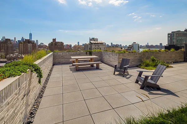 Sold by William J Farmer Inc | media 7