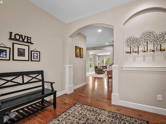 5th image of 23212 SW Greengate Pl