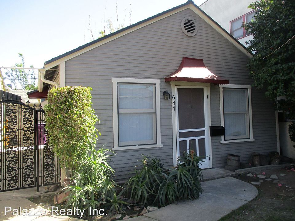 1st image of 684 Euclid Ave
