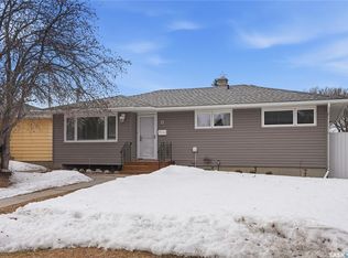 15 Stewart AVENUE, Saskatoon, SK S7L 3S5