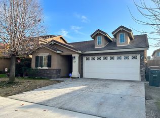 6609 Starbright Dr, Bakersfield, CA 93313