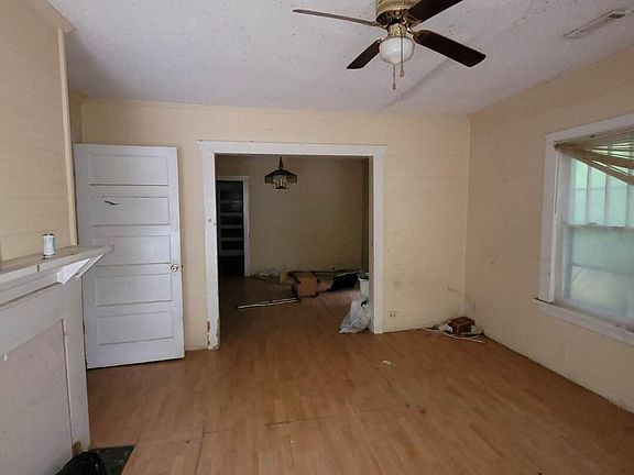4th image of 307 Alabama St
