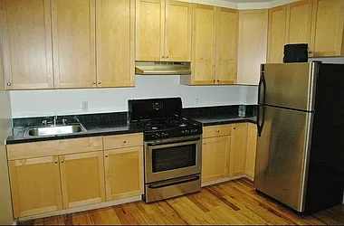 Rented by Empire Deeds LLC 