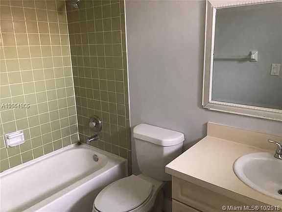 5th image of 1437 Towhee St #1437