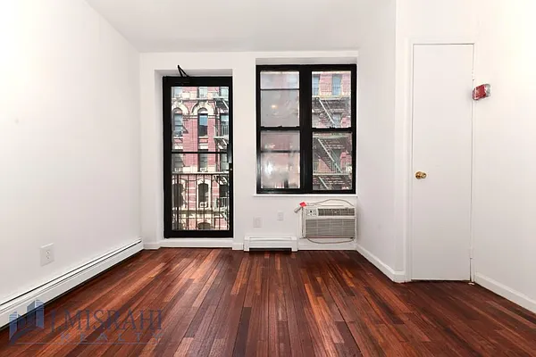 Rented by J Misrahi Realty Corp | media 30