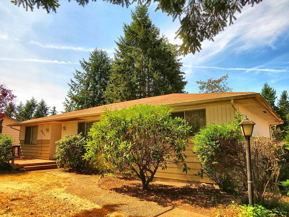 1st image of 22502 40th Ave E