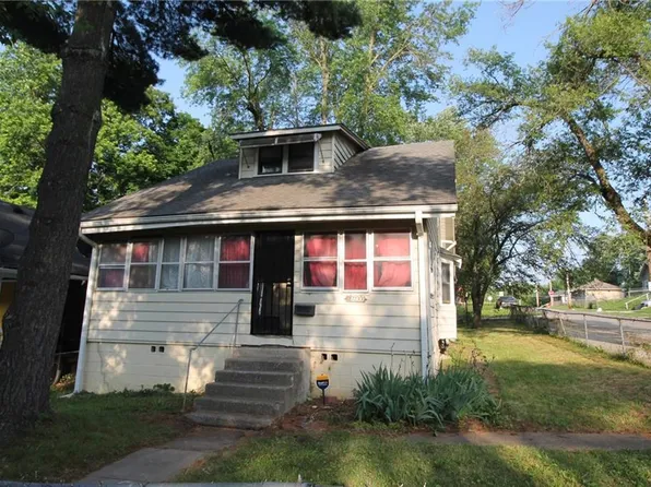 6900 Agnes Ave, Kansas City, MO 64132