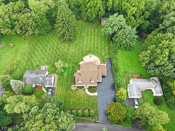 5th image of 511 Openaki Rd