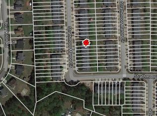 5654 Strathmoor Manor Cir, Lithonia, GA 30058