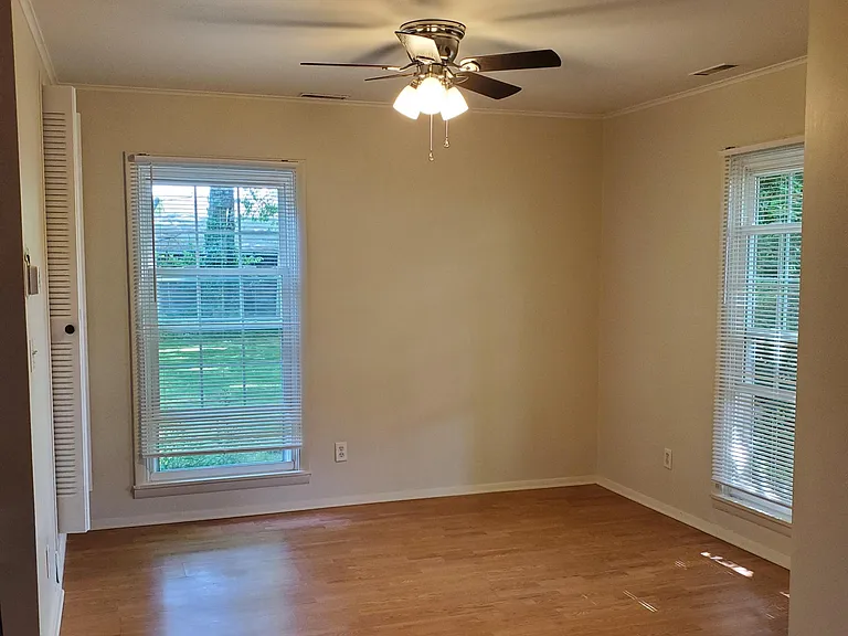7297 Trotter Ln — Photo 6