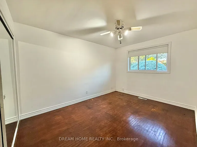 5 Horizon Cres #UPPER LEVEL — Photo 8