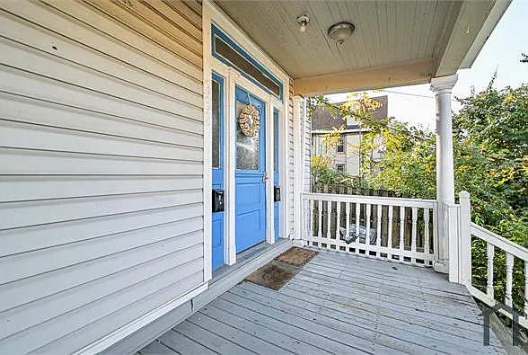 962 Hawthorne Ave #2 — Photo 5