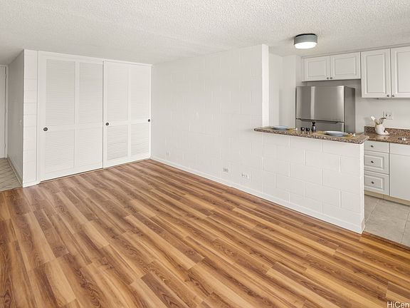 5th image of 647 Kunawai Ln #C614