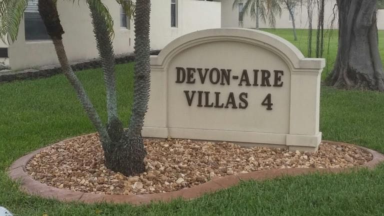 Community sign