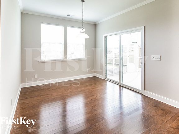 4th image of 106 Yaupon Holly Cir