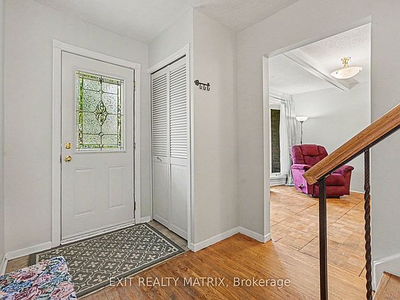 5th image of 18 Highpark Cres