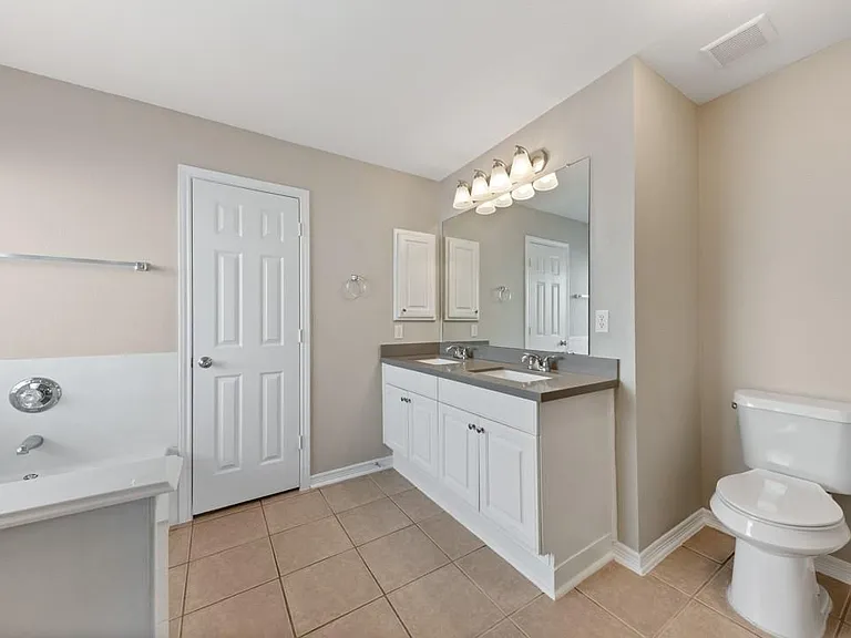1014 Cavern Brook Ln — Photo 21
