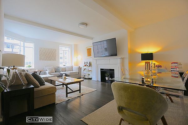 1st image of 20 5th Ave #3W