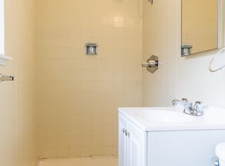 21 Cranham Ct, Pacifica, CA 94044