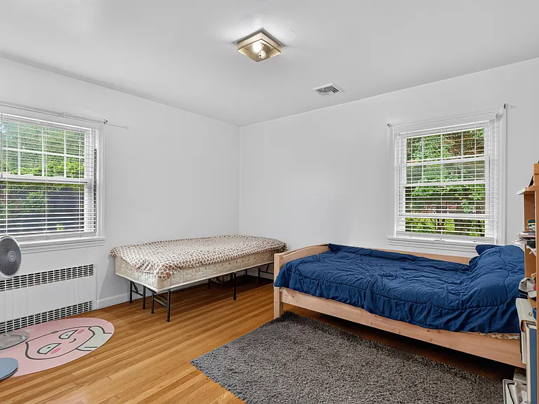 7 Glenwood Ave — Photo 14