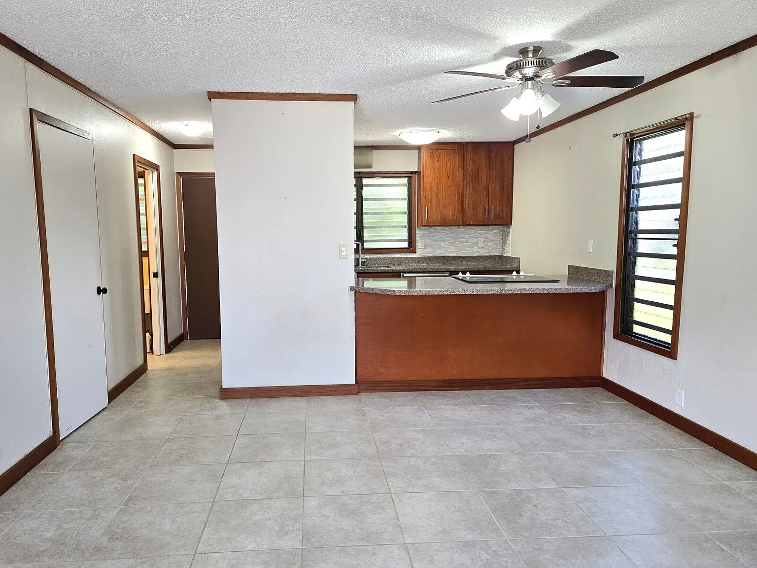 2 bed, 1.5 bath, 1008 sqft, $2,900 — Photo 3