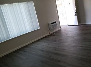 5130 Woodman Ave #25, Sherman Oaks, CA 91423