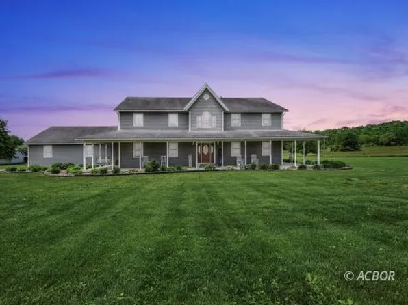 18677 Jacksonville Rd, Glouster, OH 45732