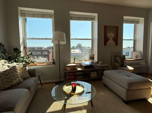 2300 18th St NW APT 312, Washington, DC 20009