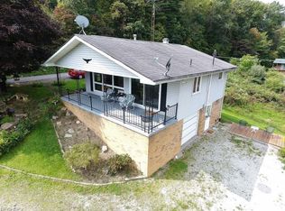 7148 Gopher Rd SW, Dellroy, OH 44620