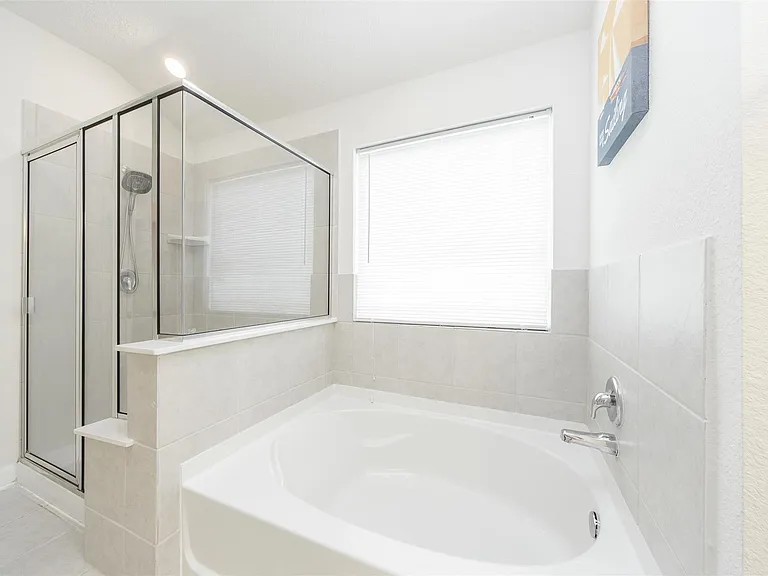 15406 Easton Gate Ln — Photo 35