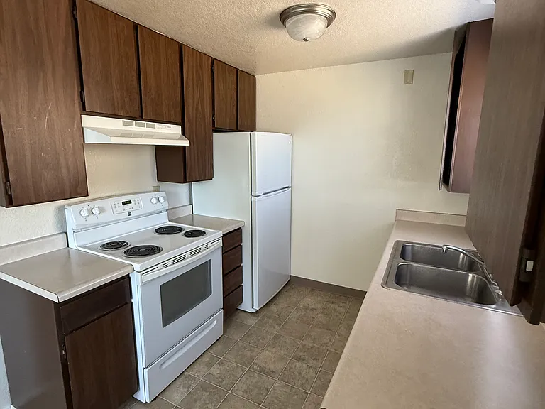2280 Virginia Ave #7 — Photo 3