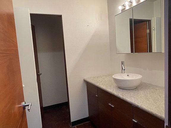 3rd image of 701 Shadow Ln #409
