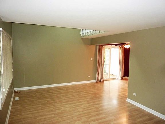 3rd image of 9325 Bradford Ln #C-18