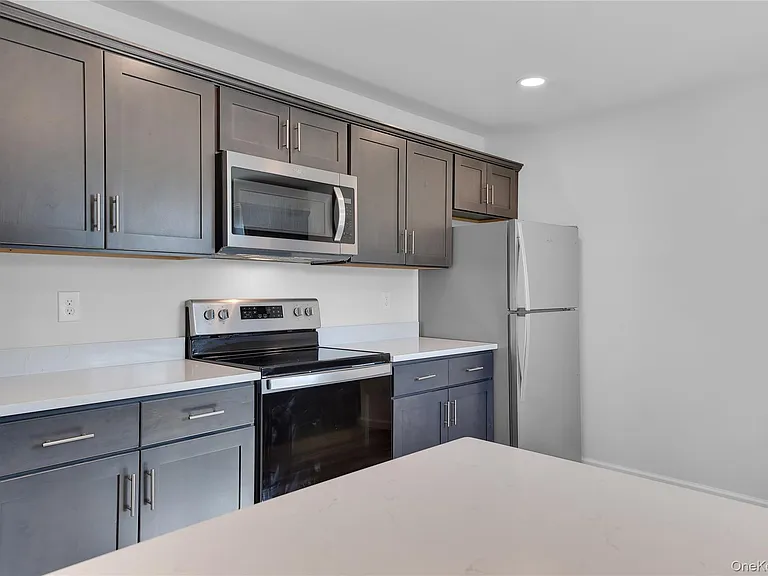 206 Golf Links Rd #232 — Photo 3