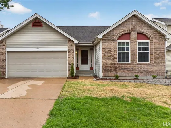 409 Hunters Crossing Ct, Grover, MO 63040