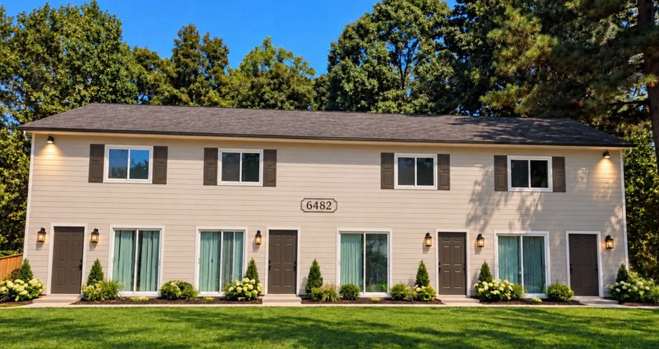 3 bed, 3.5 bath, 1728 sqft, $2,495 — Photo 1