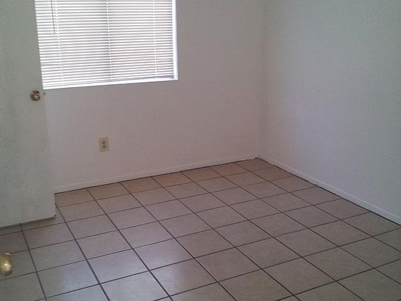 5th image of 820 Fir Ave APT C