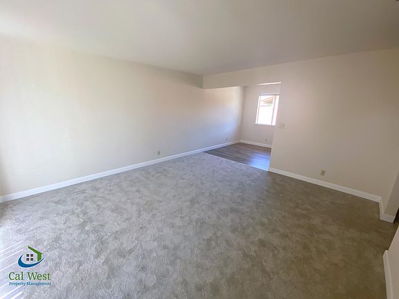 4th image of 1532 Moorpark Ave APT 3